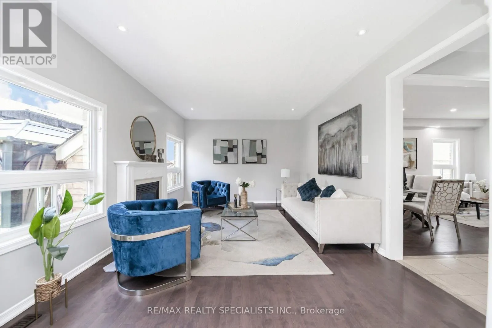91 LAPRADE SQUARE
