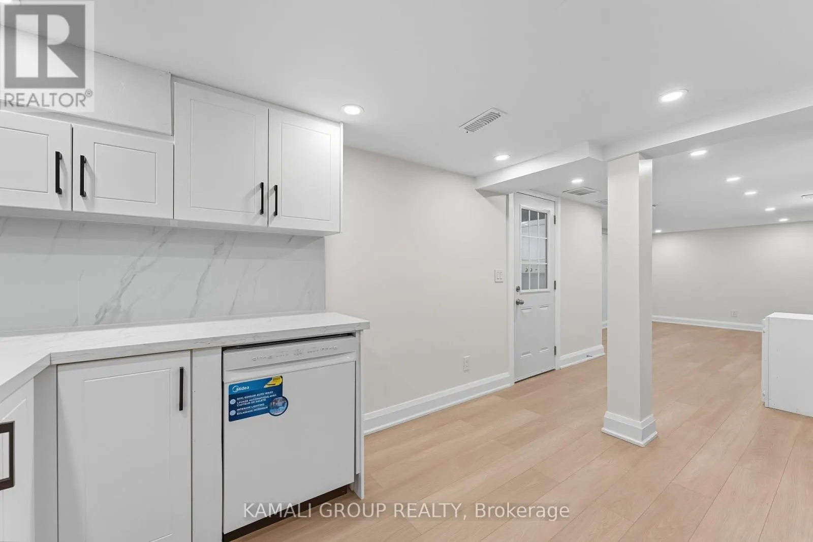 BSMT - 76 ADMIRAL ROAD
