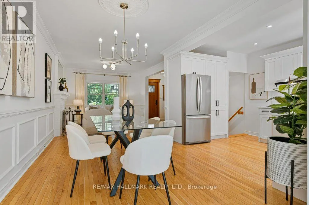 22 BECK AVENUE