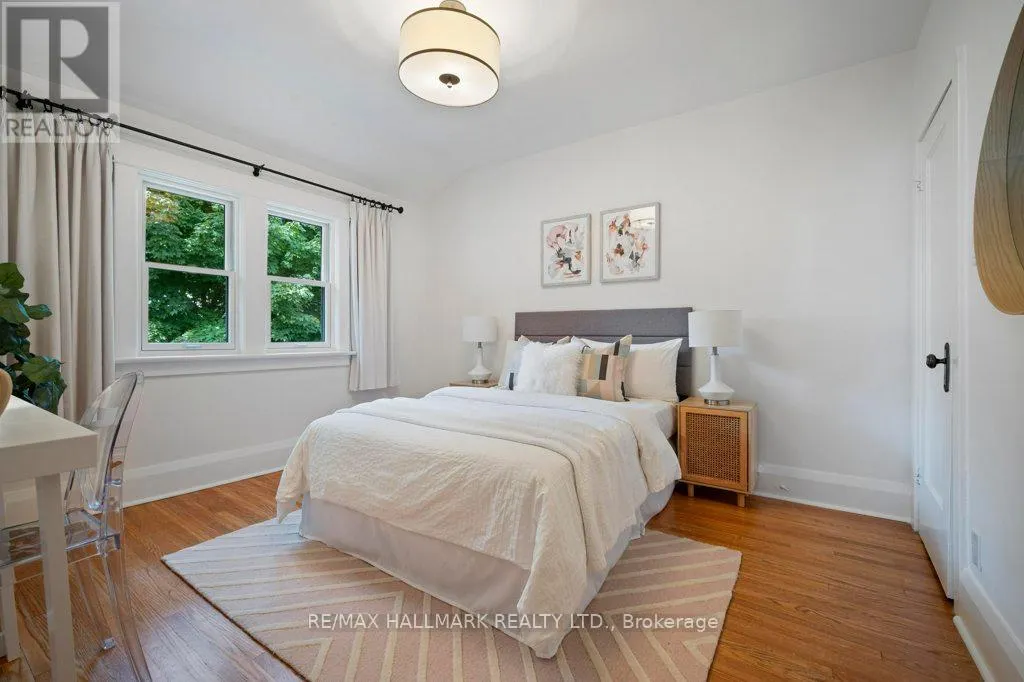 22 BECK AVENUE