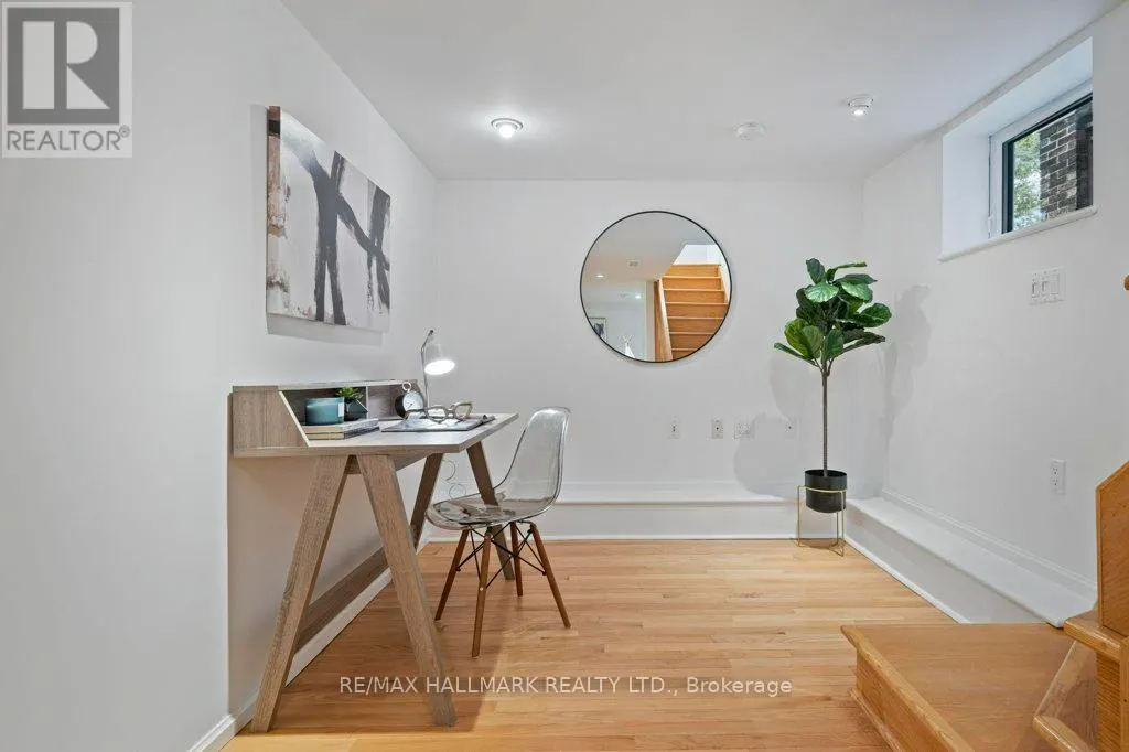 22 BECK AVENUE