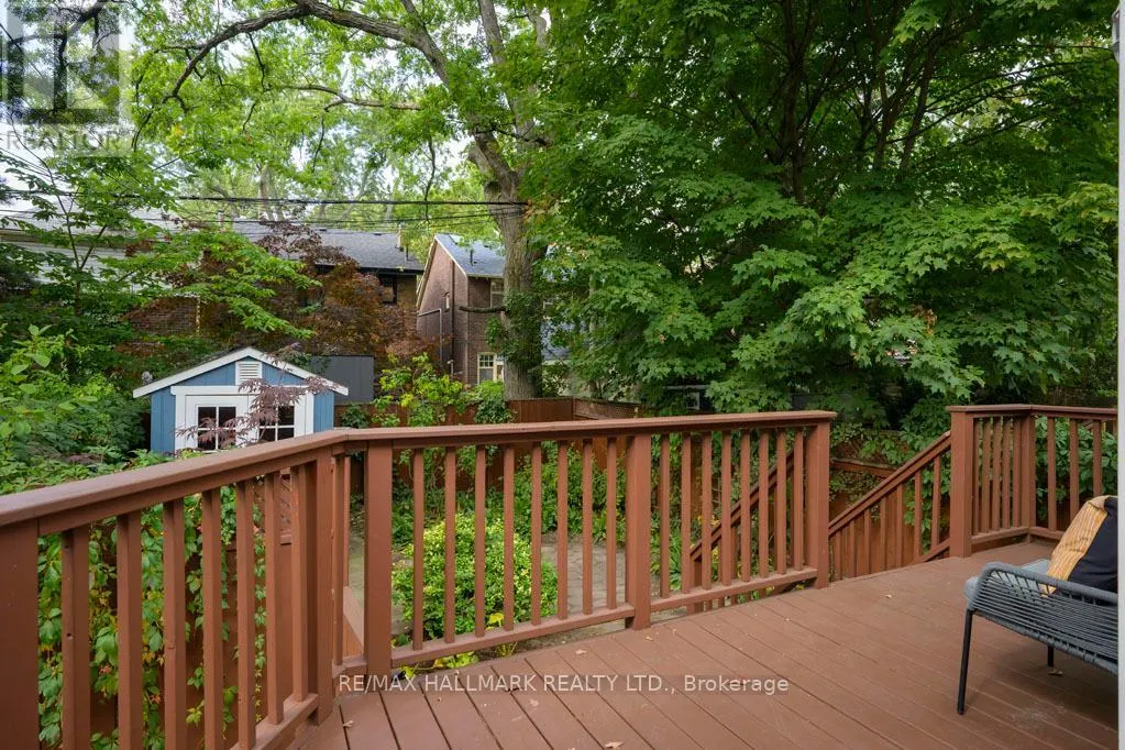 22 BECK AVENUE