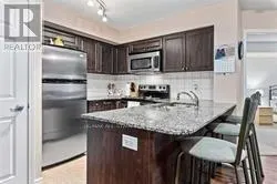 201 - 60 FAIRFAX CRESCENT
