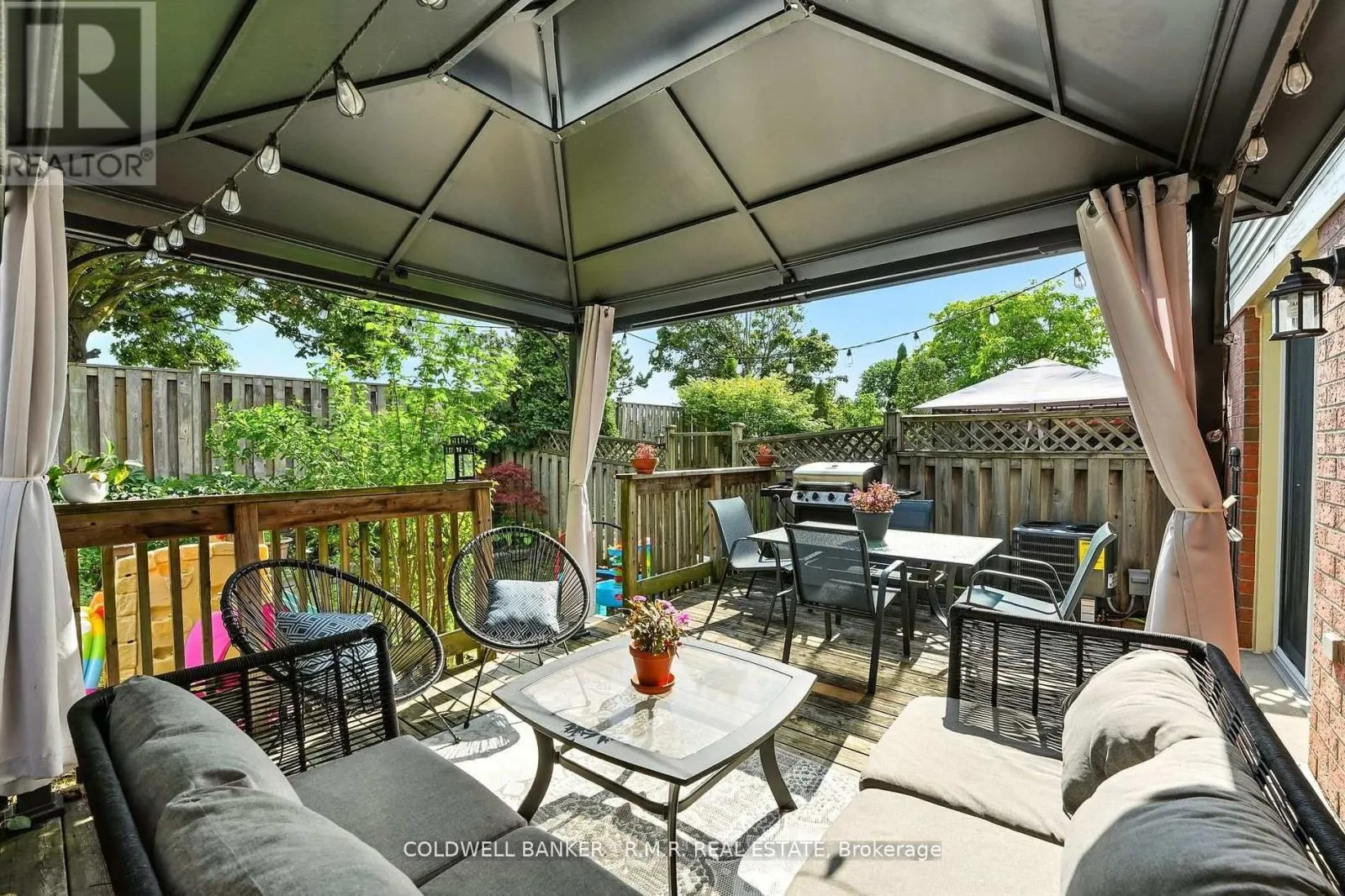 14 - 1801 NICHOL AVENUE, #14