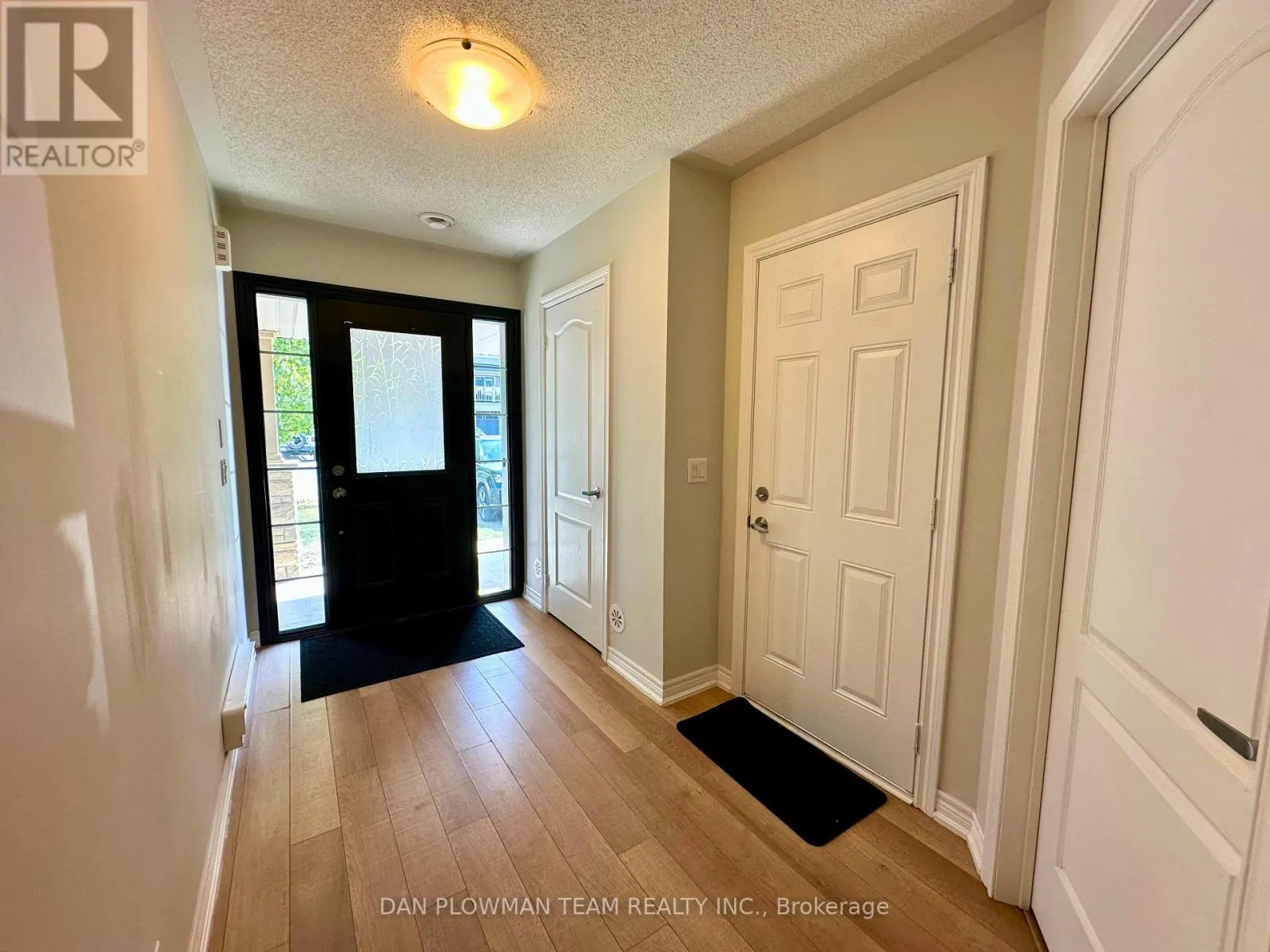 86 TABARET CRESCENT