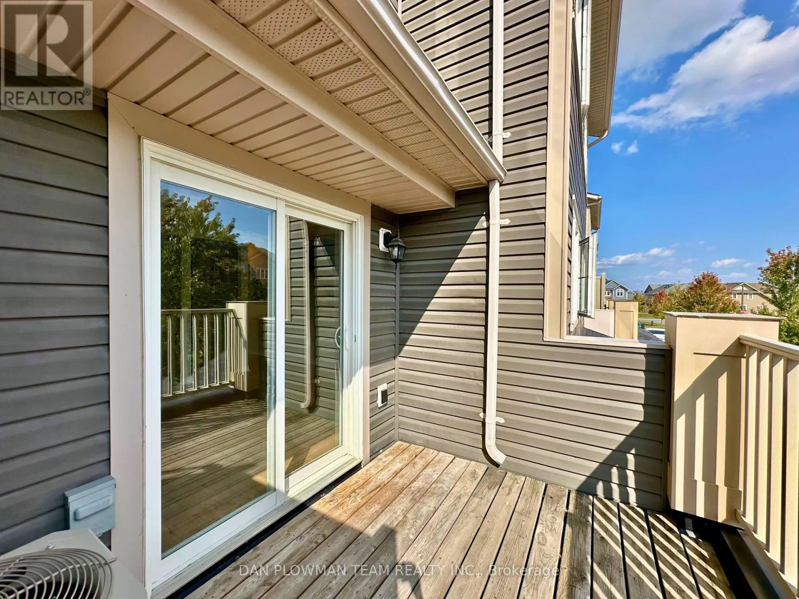 86 TABARET CRESCENT