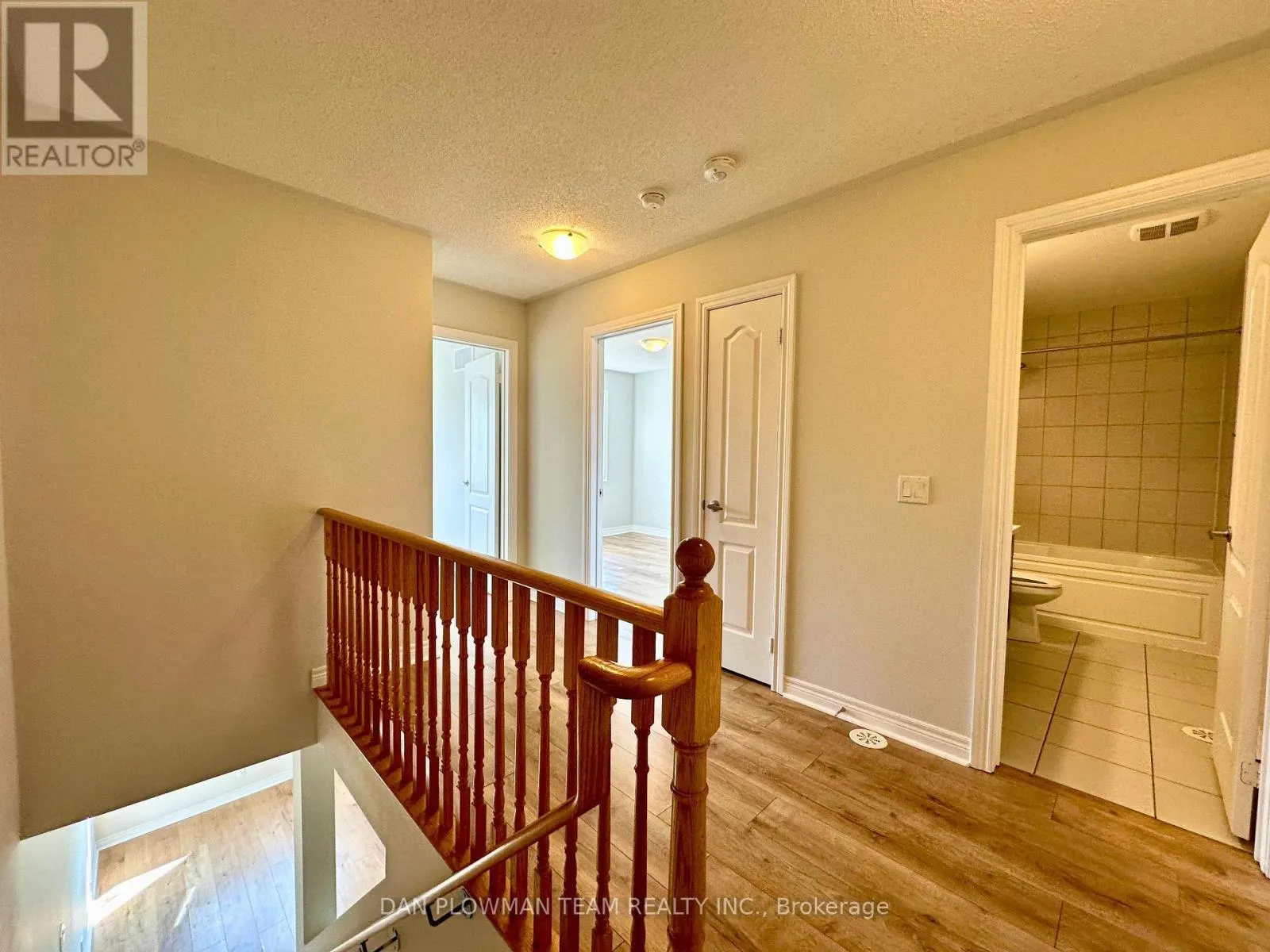 86 TABARET CRESCENT