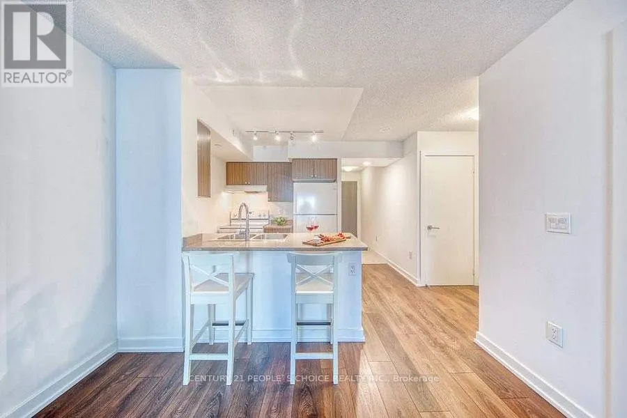 401 - 1346 DANFORTH ROAD