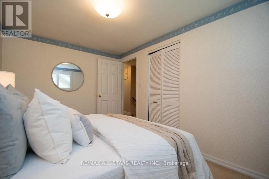 787 ARDEN COURT