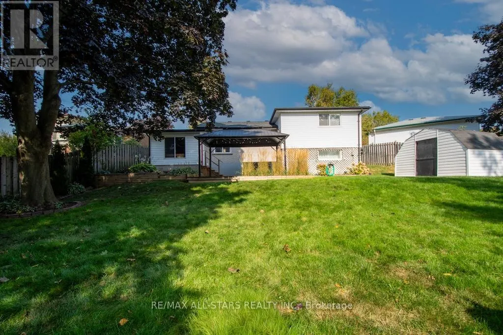 787 ARDEN COURT