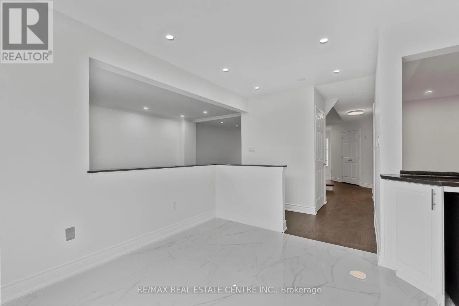 42 HOWES STREET