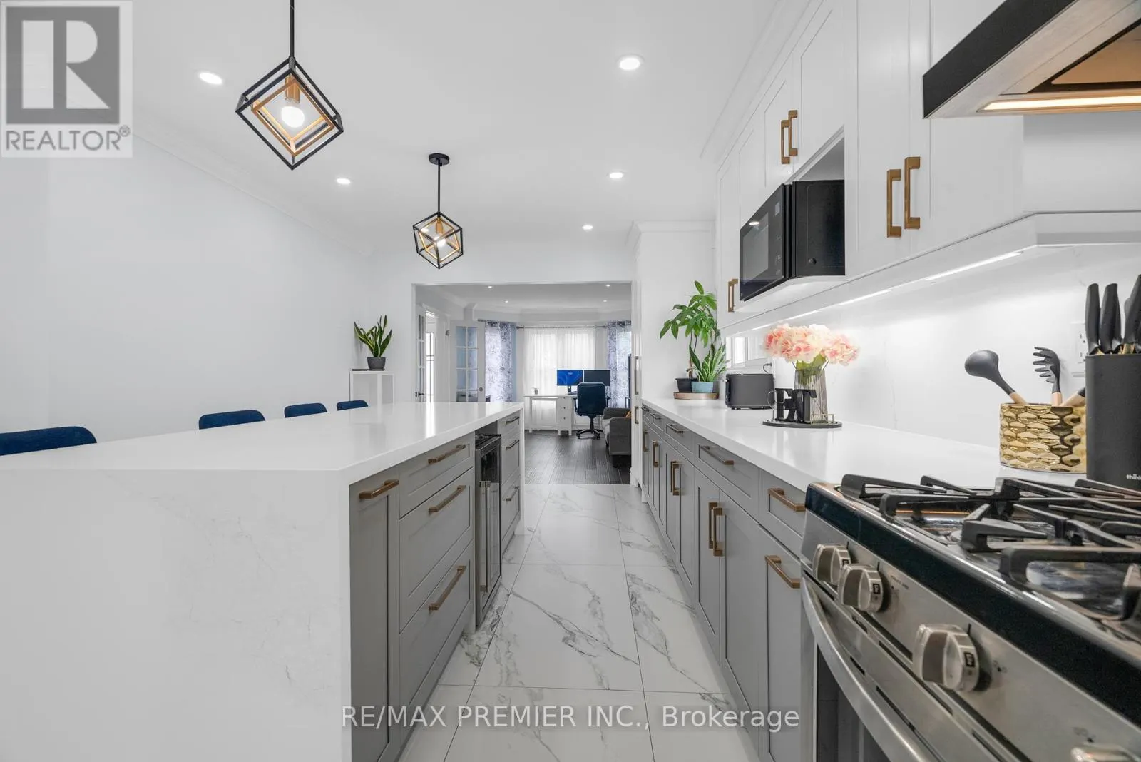 59 GLENABBEY DRIVE