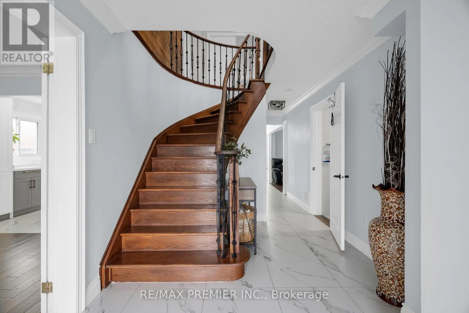 59 GLENABBEY DRIVE