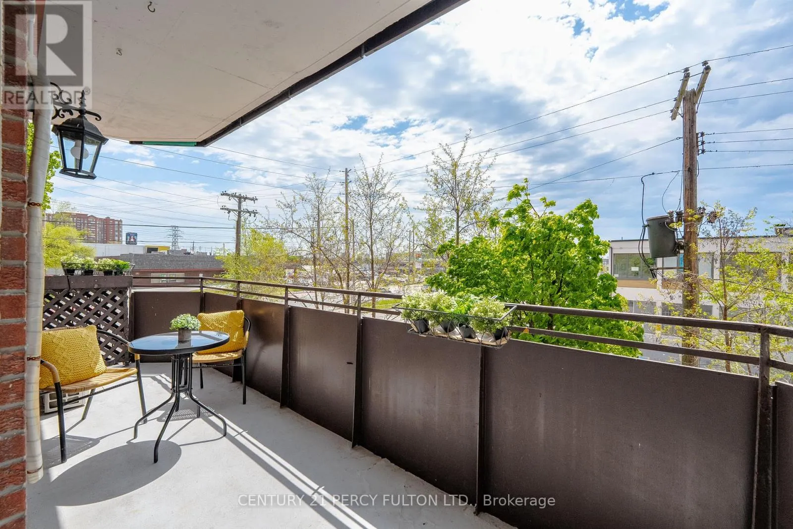 212 - 800 KENNEDY ROAD