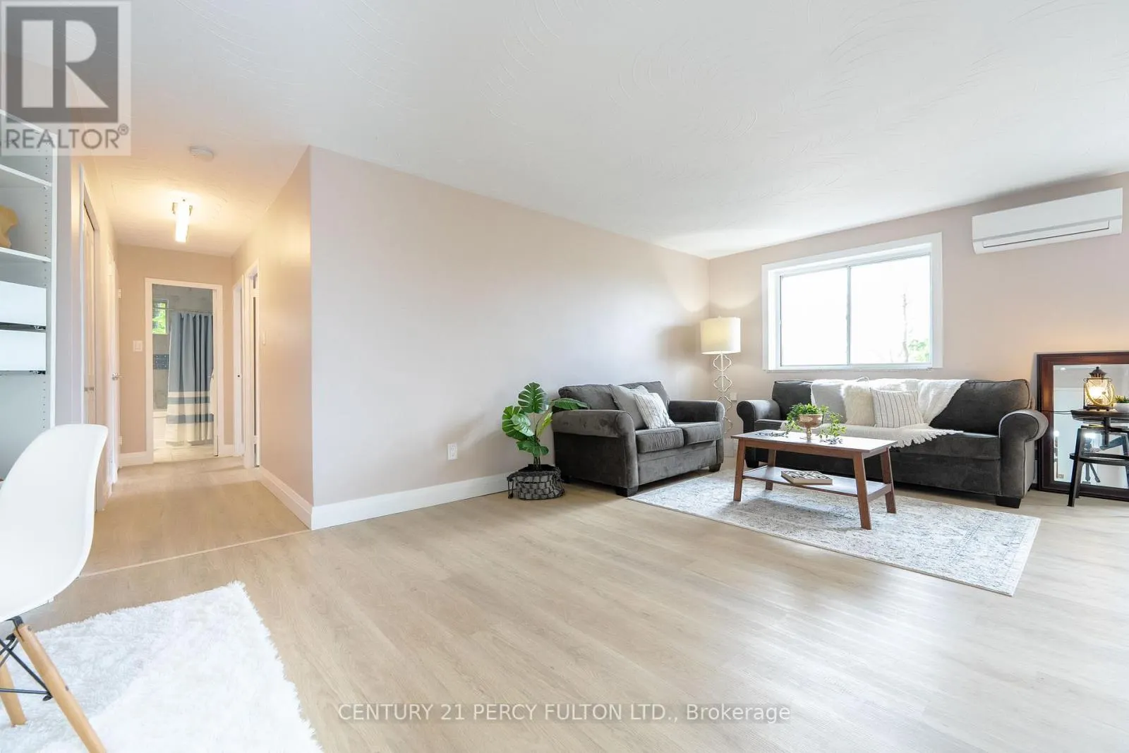 212 - 800 KENNEDY ROAD