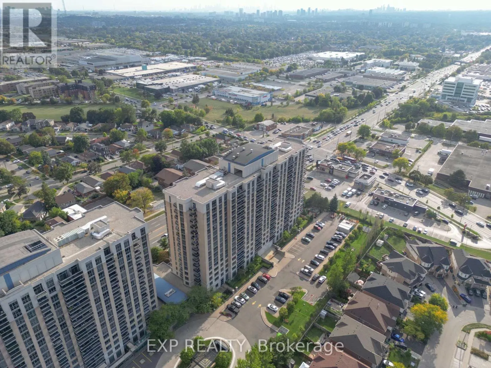 742 - 18 MONDEO DRIVE