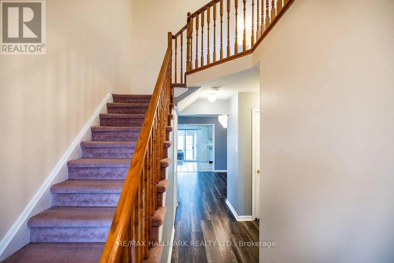 32 SAMANDRIA AVENUE