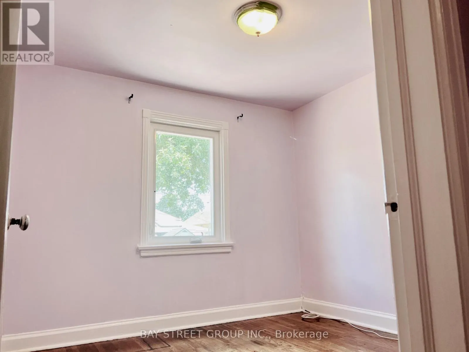 MAIN - 1347 VICTORIA PK AVENUE