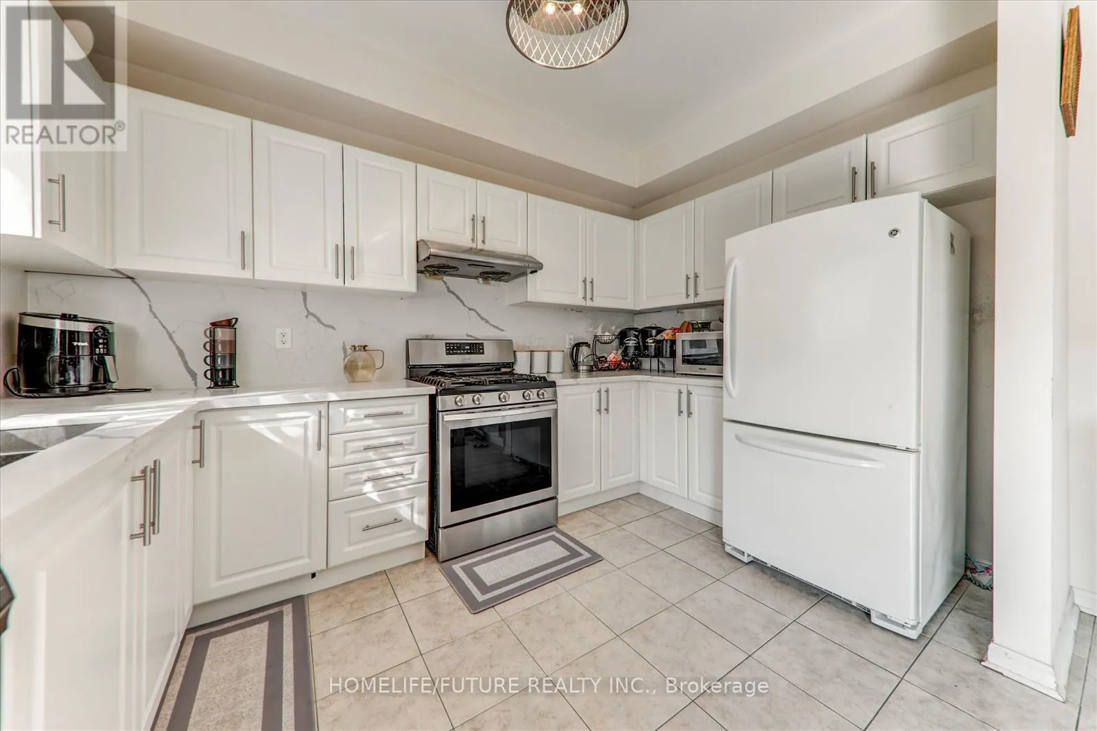 47 HENRY SMITH AVENUE