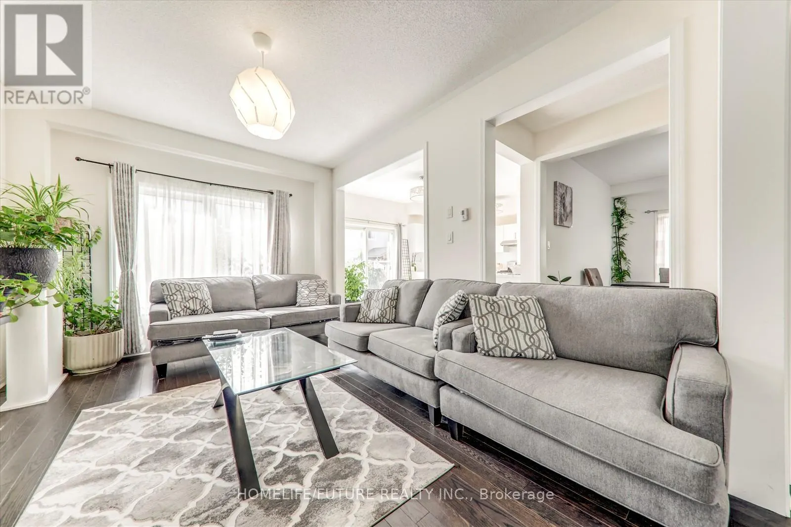 47 HENRY SMITH AVENUE