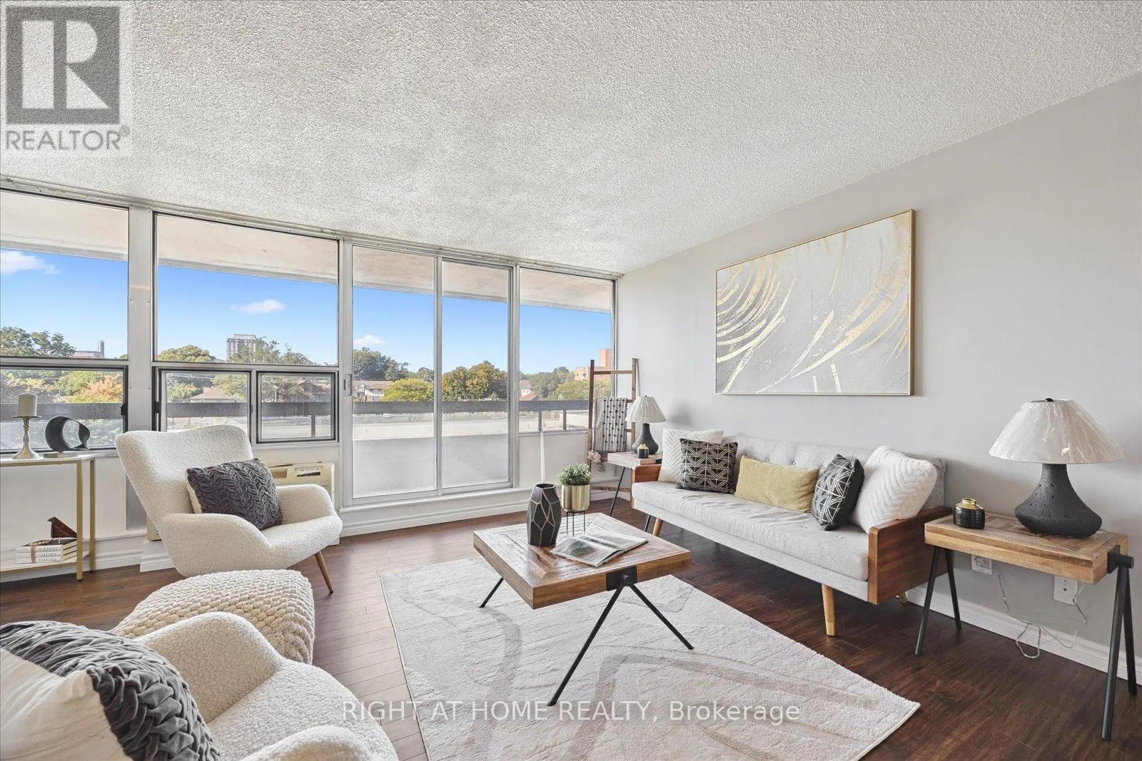 411 - 55 WILLIAM STREET E, #411