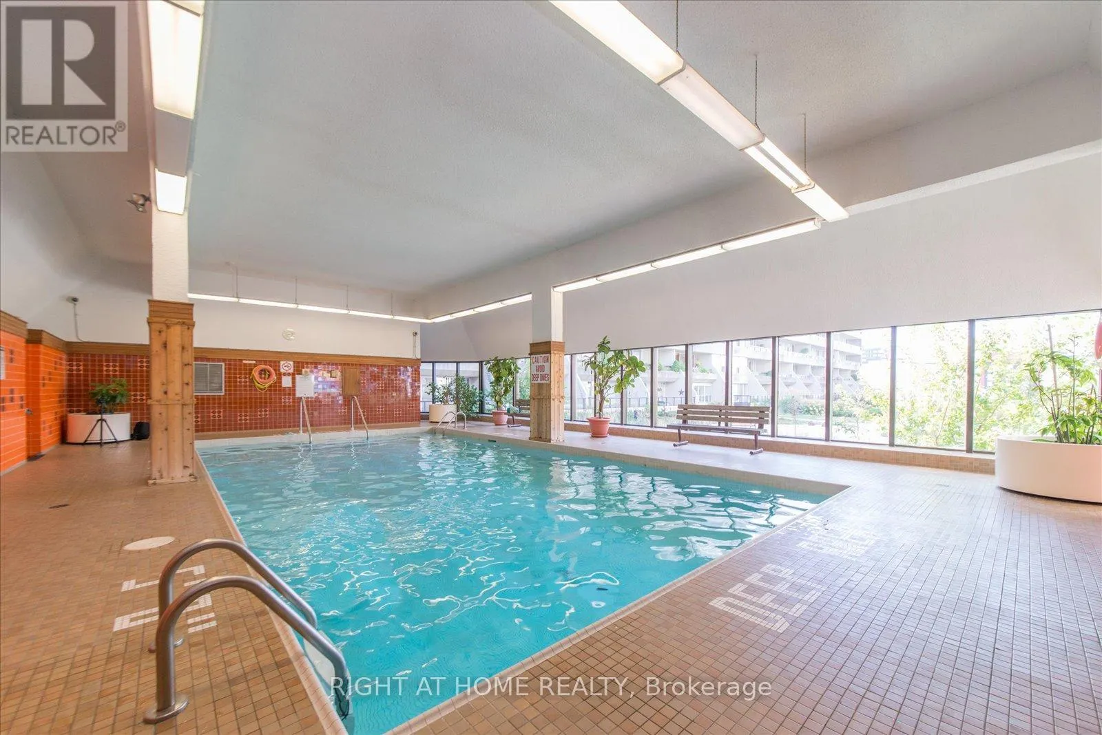 411 - 55 WILLIAM STREET E, #411