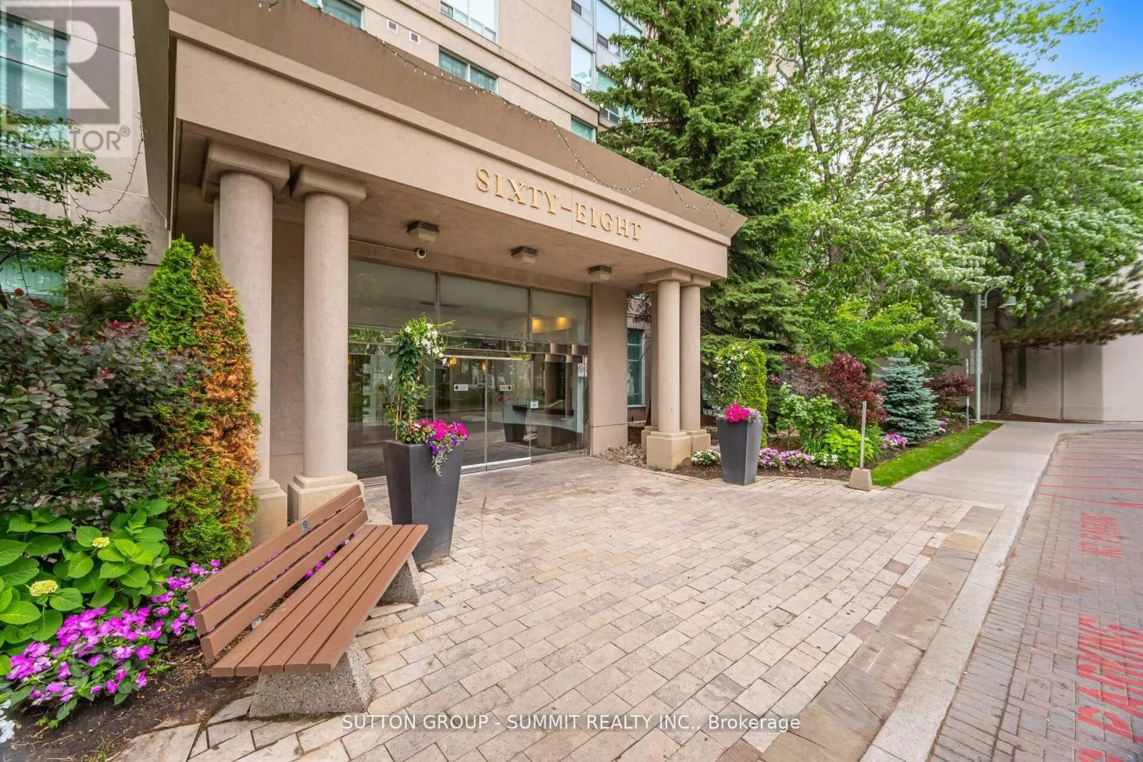 2923 - 68 CORPORATE DRIVE
