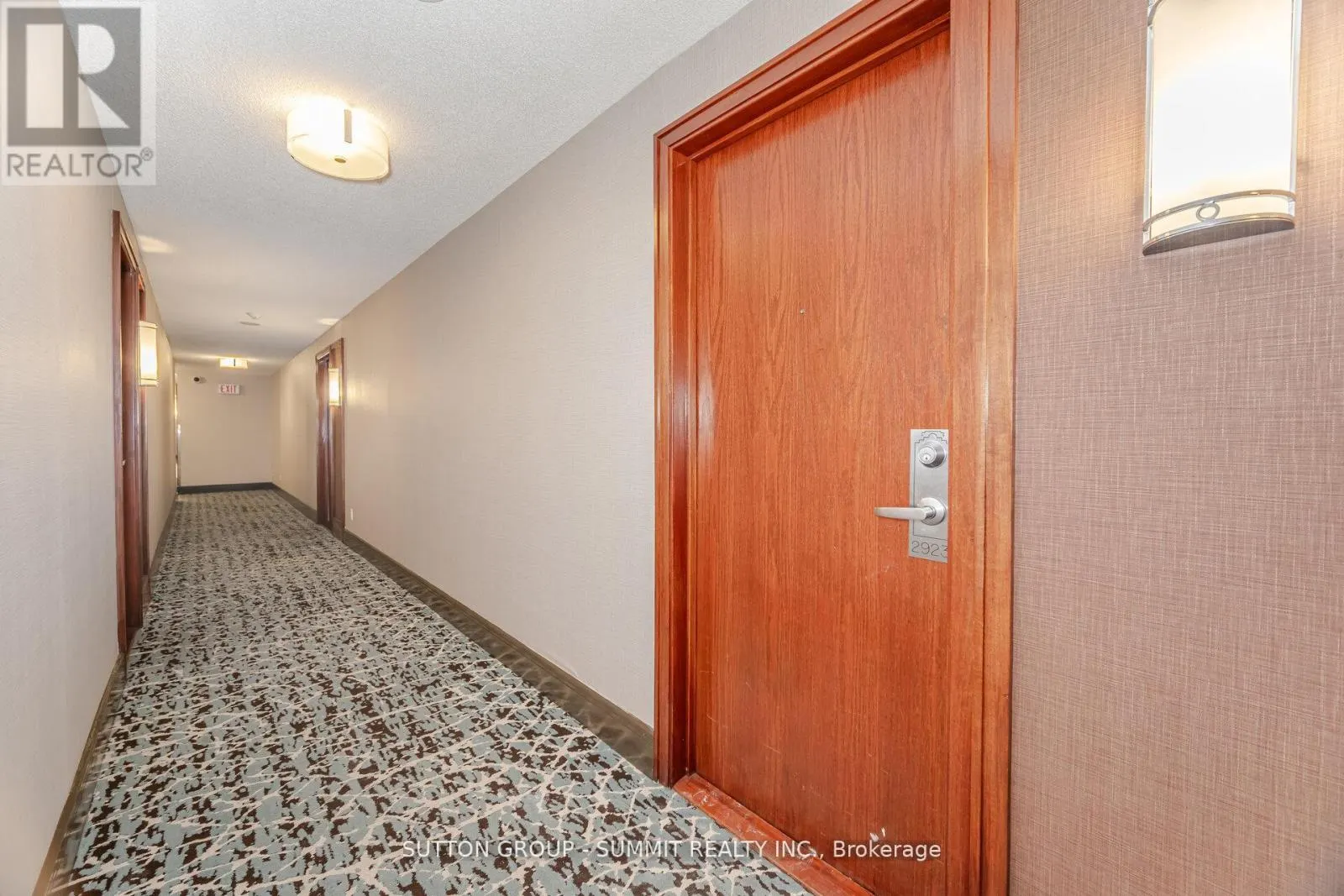 2923 - 68 CORPORATE DRIVE