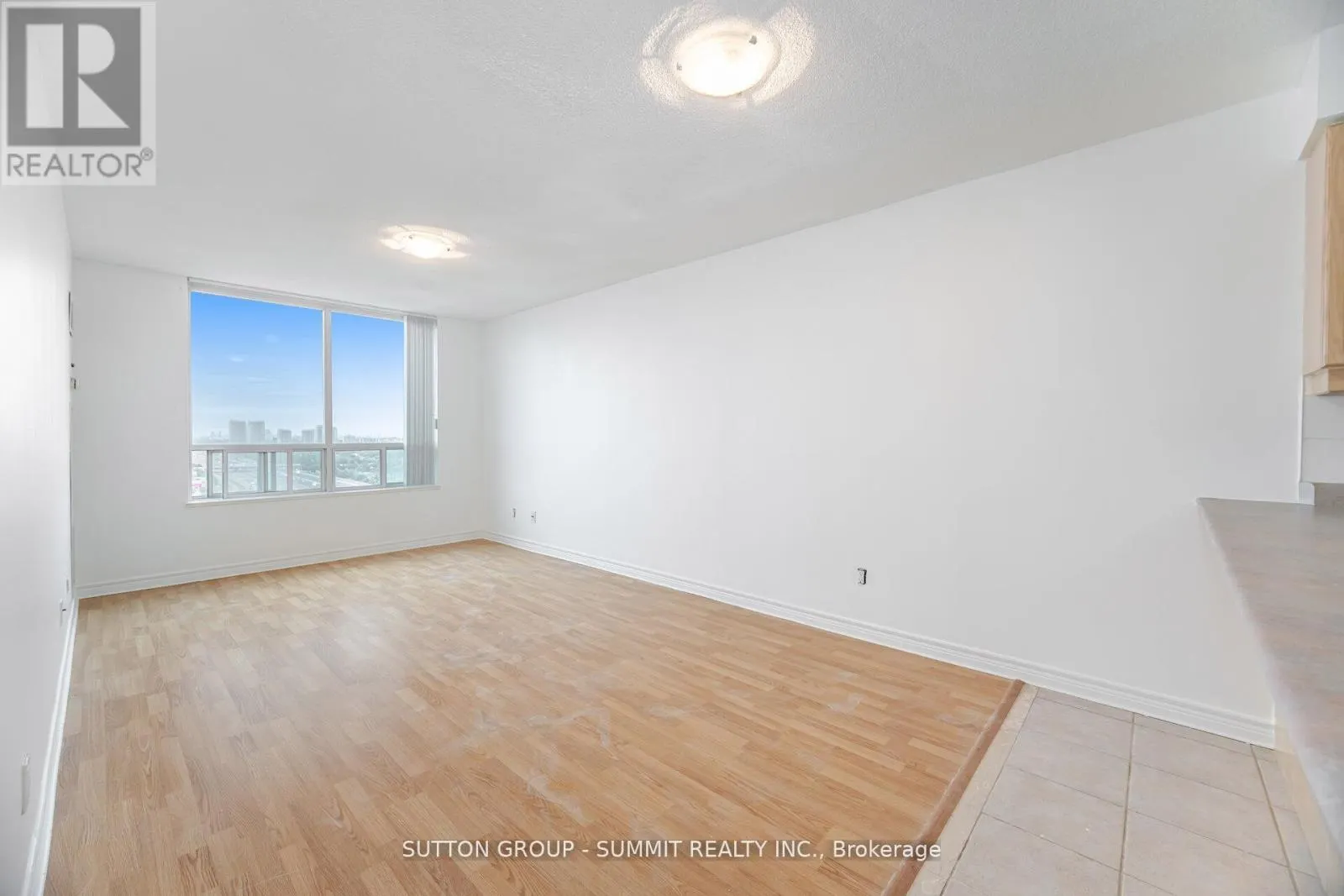 2923 - 68 CORPORATE DRIVE