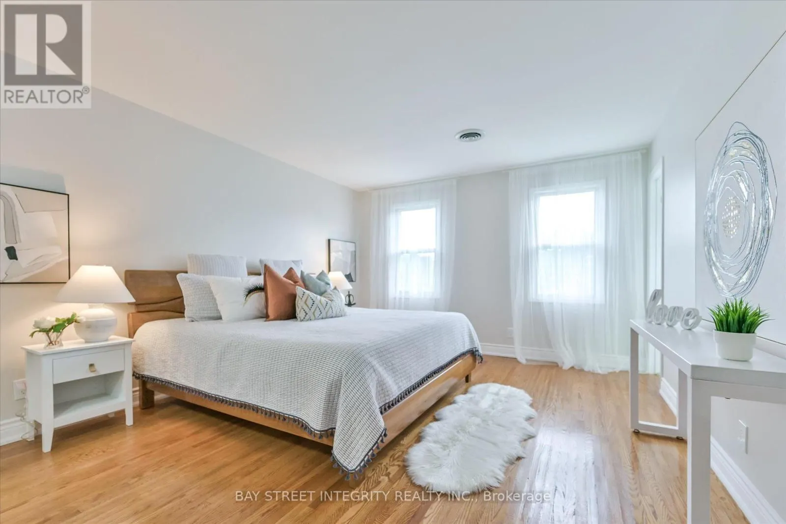 4 HARFLEUR ROAD