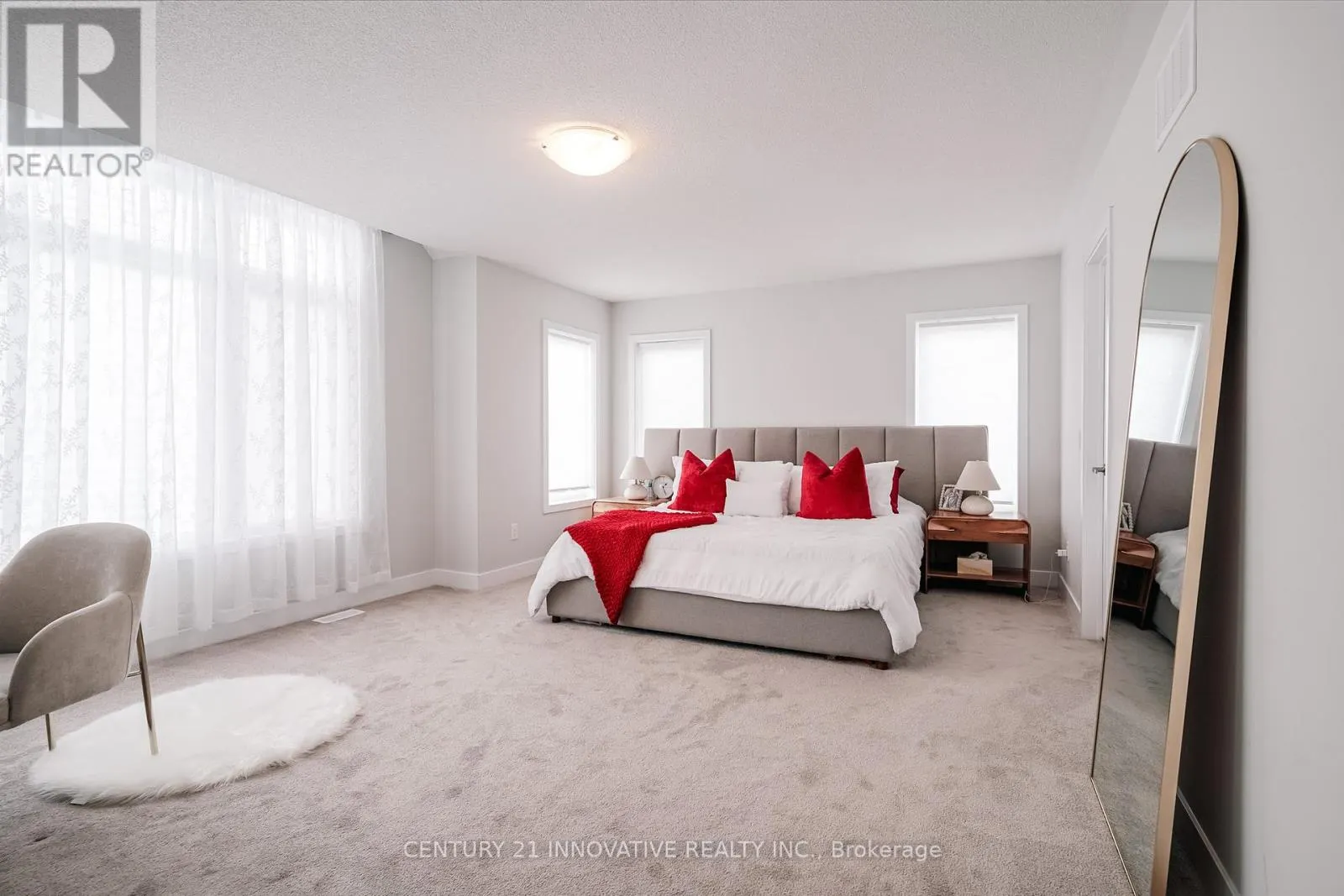 1076 THOMPSON DRIVE