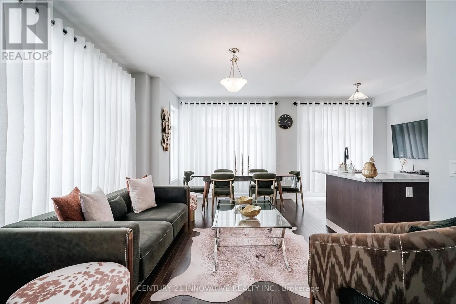 1076 THOMPSON DRIVE