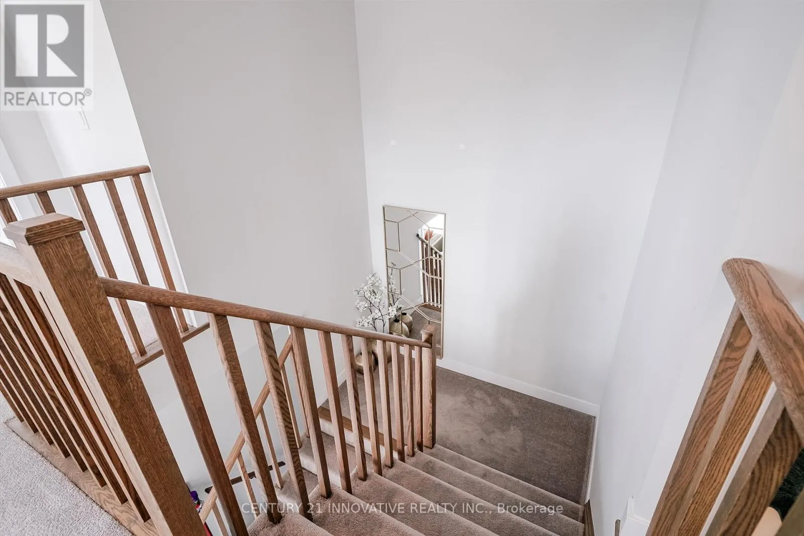 1076 THOMPSON DRIVE