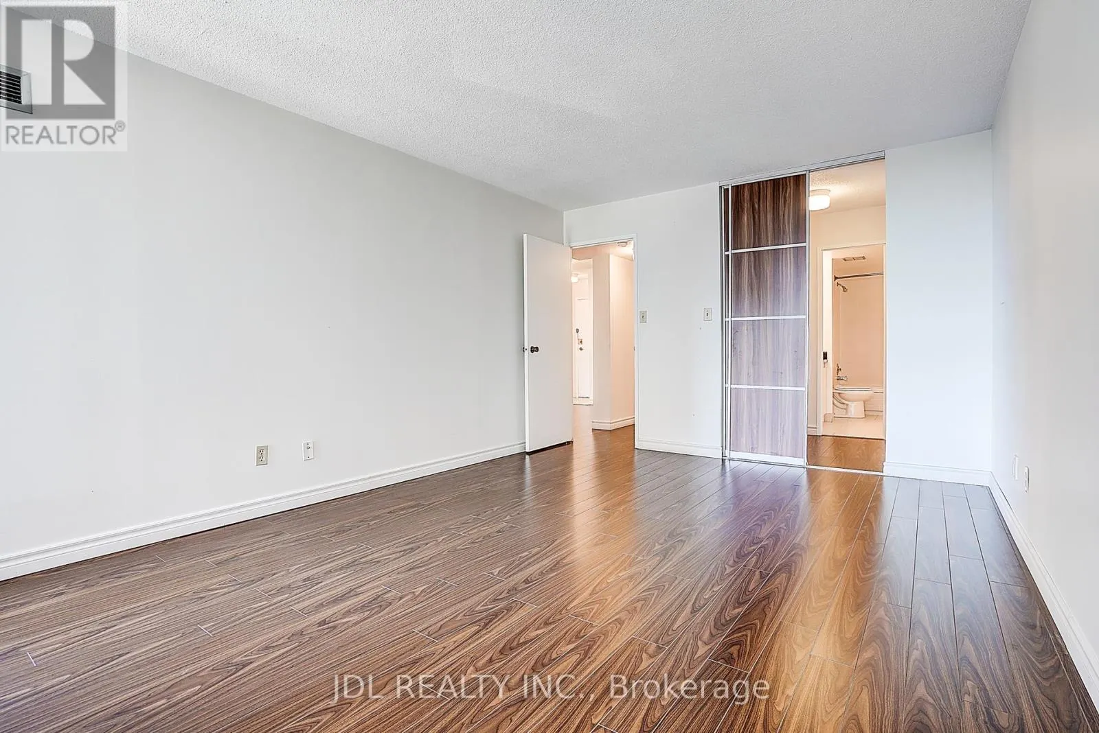 636 - 25 BAMBURGH CIRCLE
