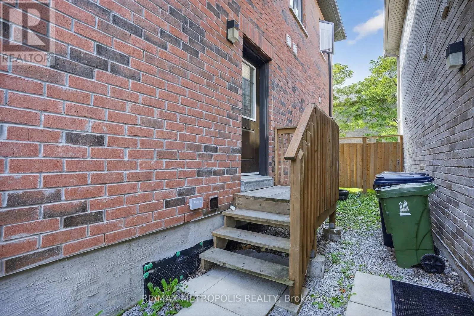 BSMT - 260 BEECHGROVE DRIVE