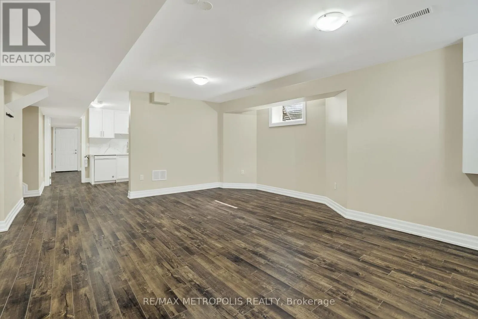 BSMT - 260 BEECHGROVE DRIVE