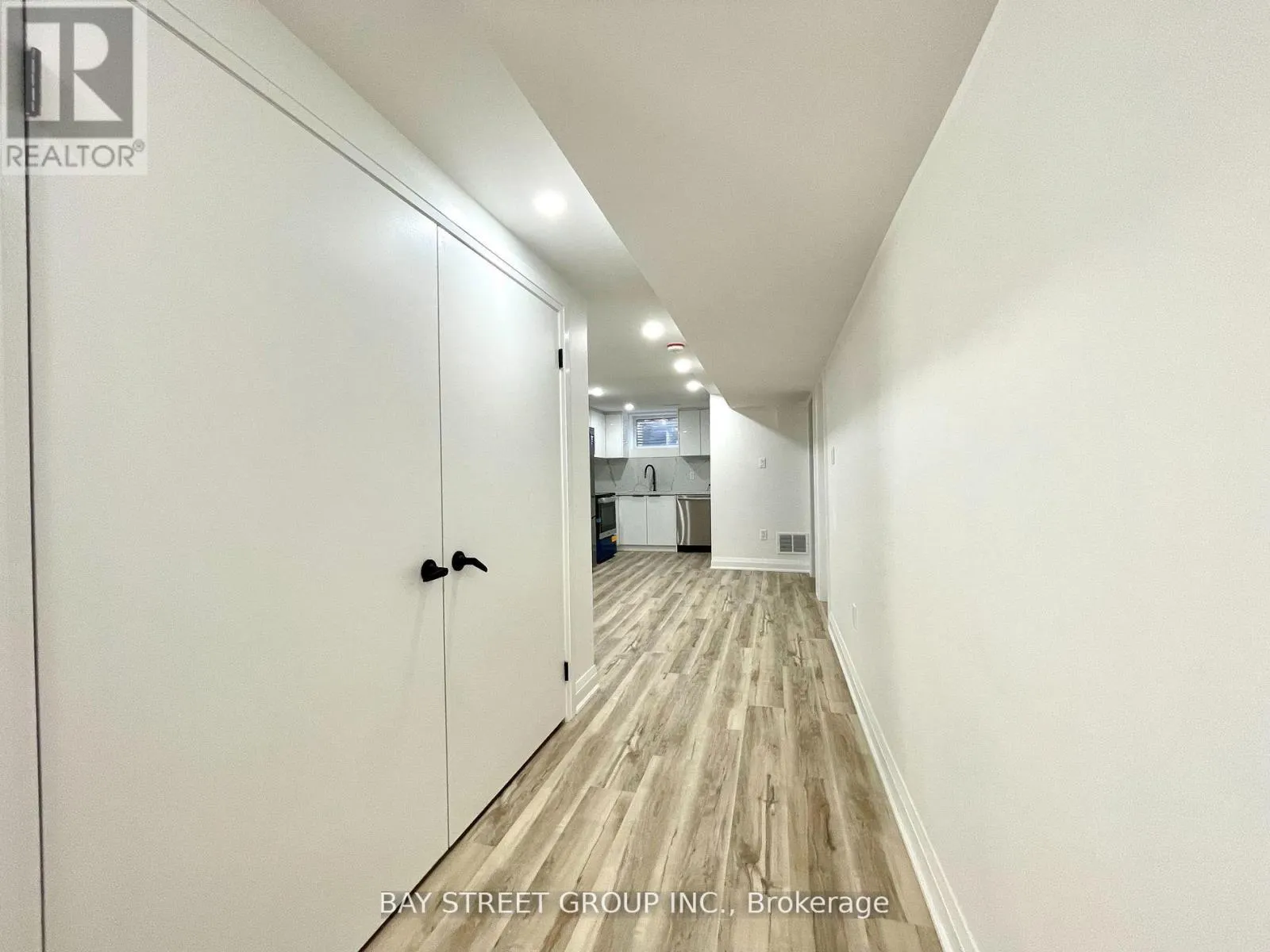 2 - 119 CLAYMORE CRESCENT