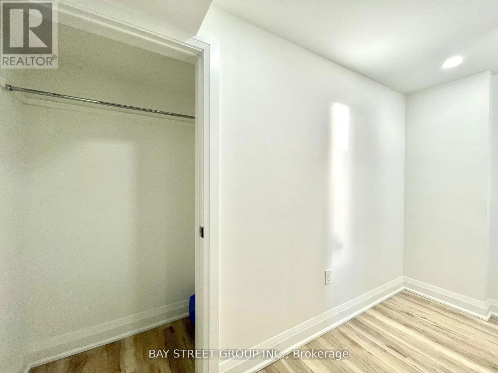2 - 119 CLAYMORE CRESCENT