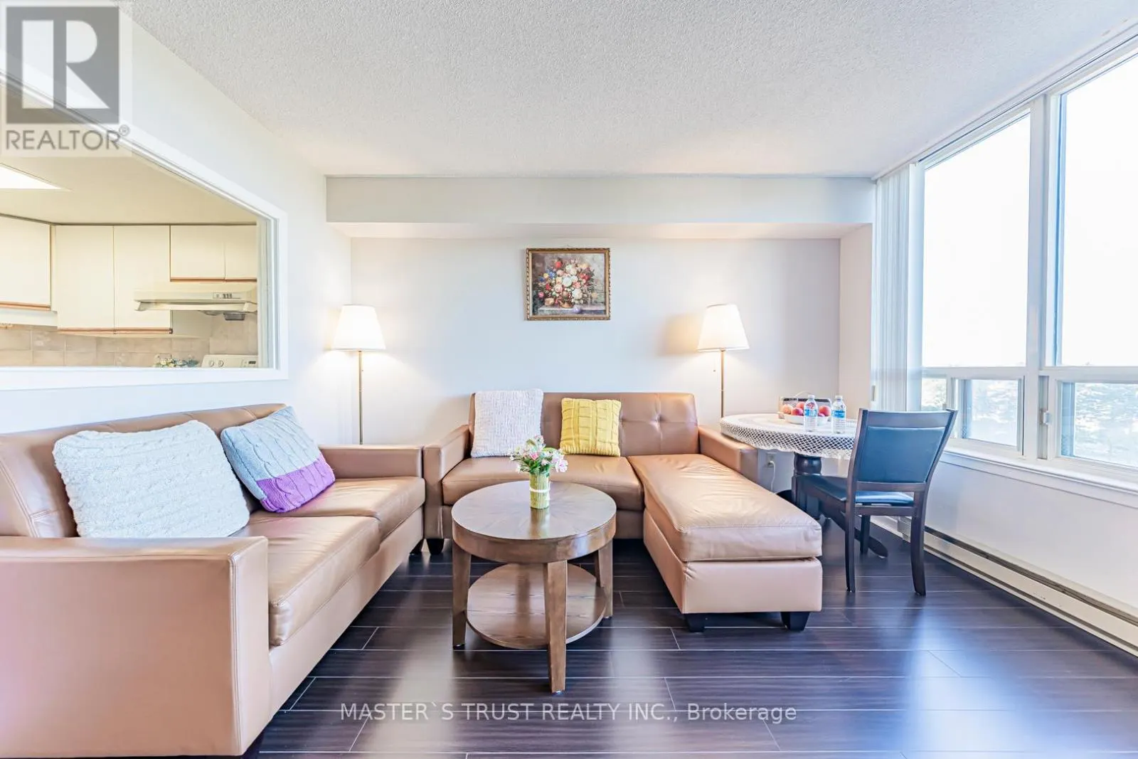 507 - 150 ALTON TOWERS CIRCLE