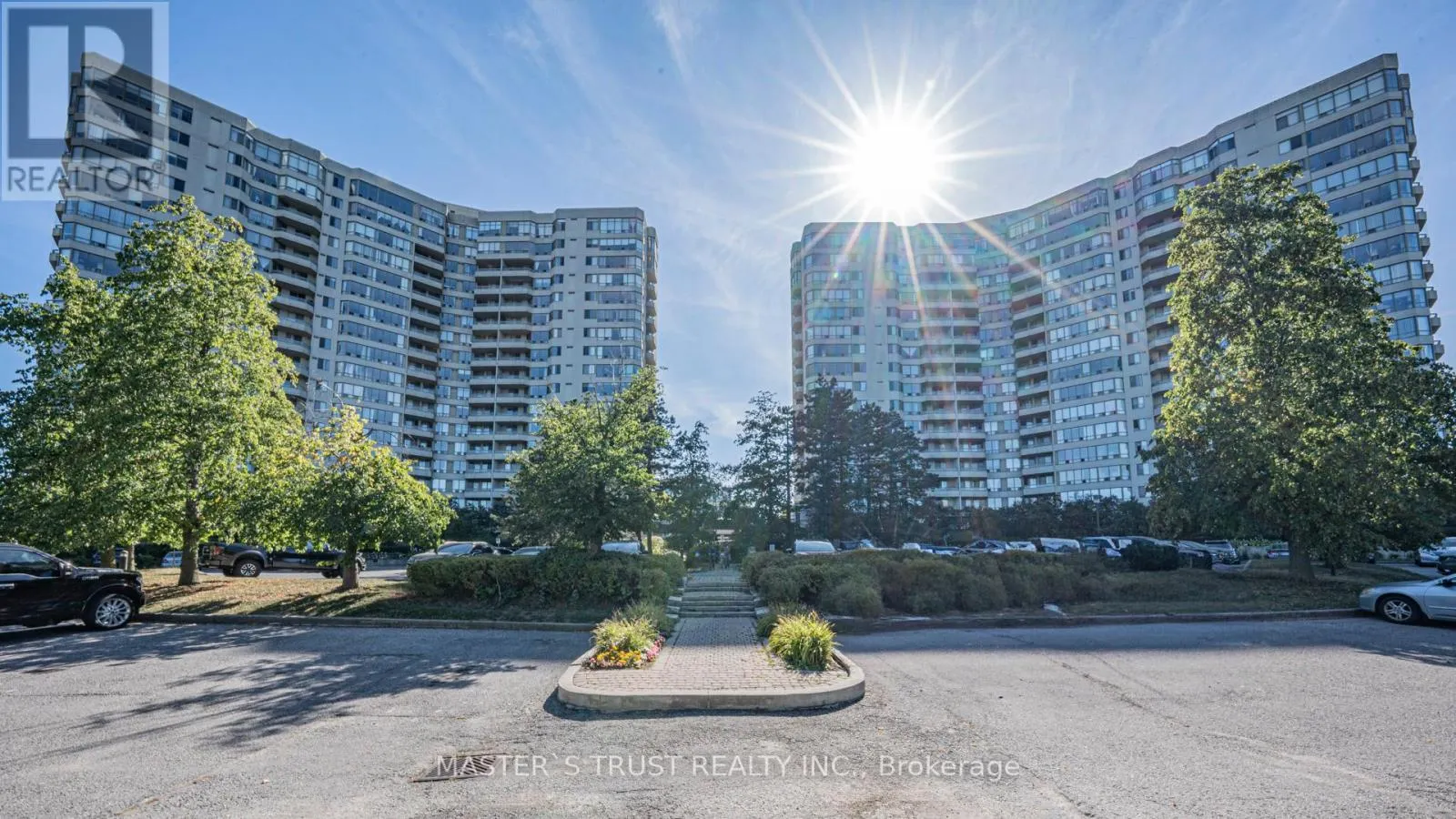 507 - 150 ALTON TOWERS CIRCLE
