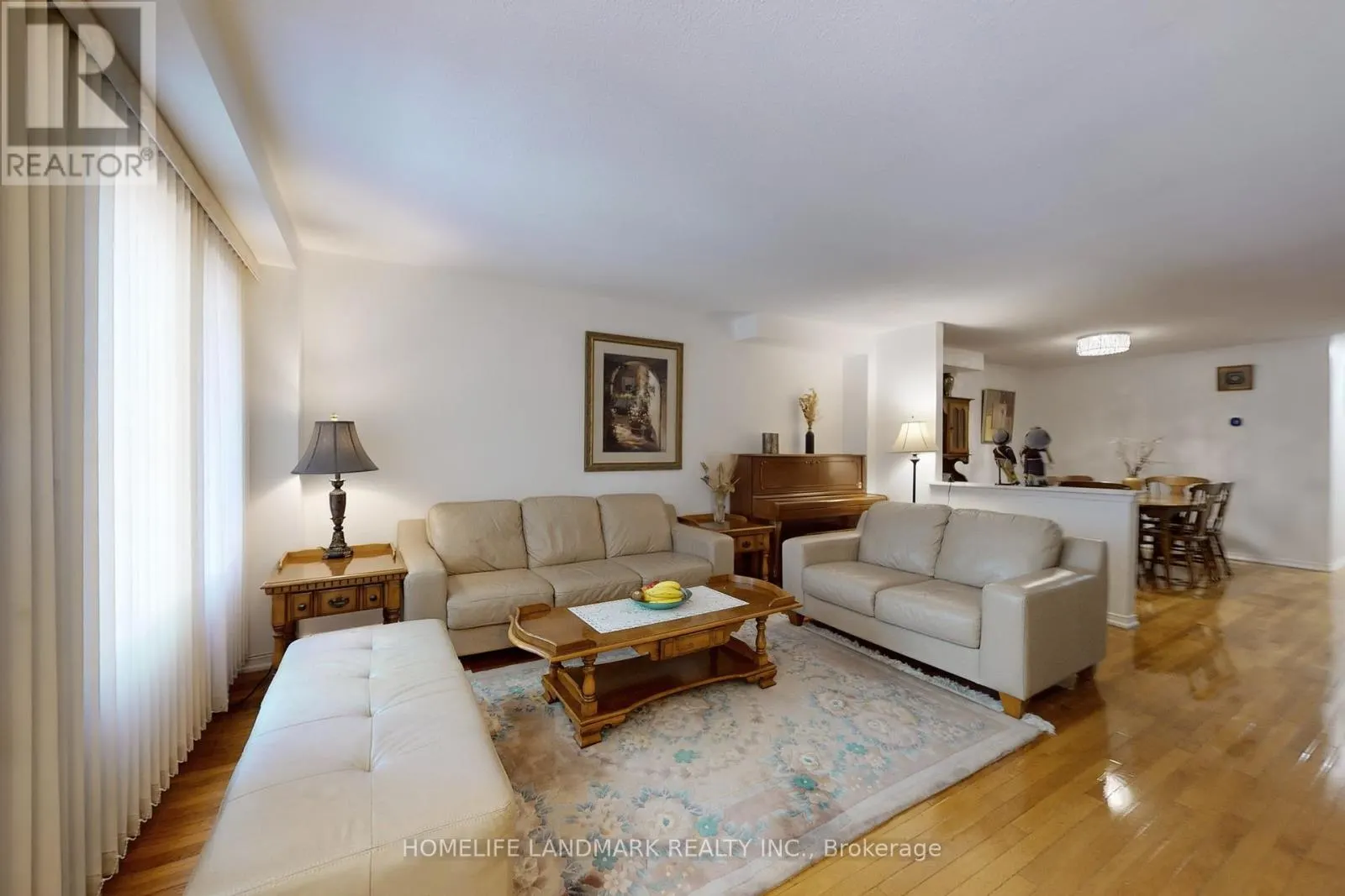 32 COATSWORTH CRESCENT