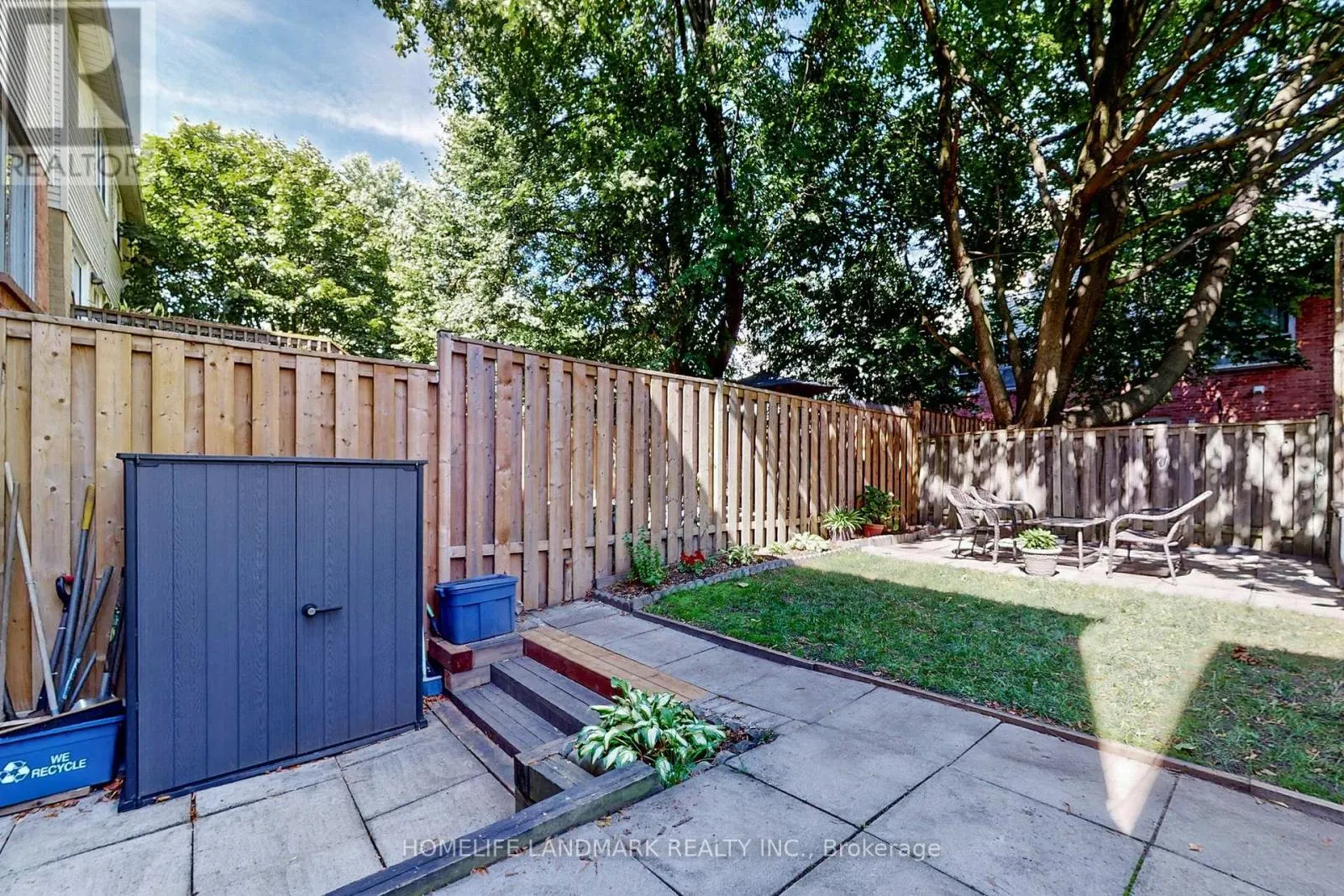 32 COATSWORTH CRESCENT