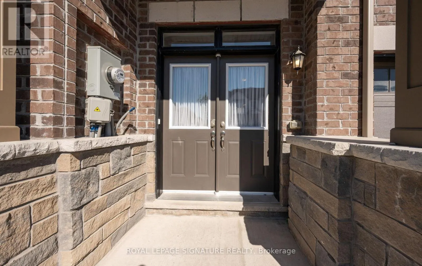 1099 THOMPSON DRIVE