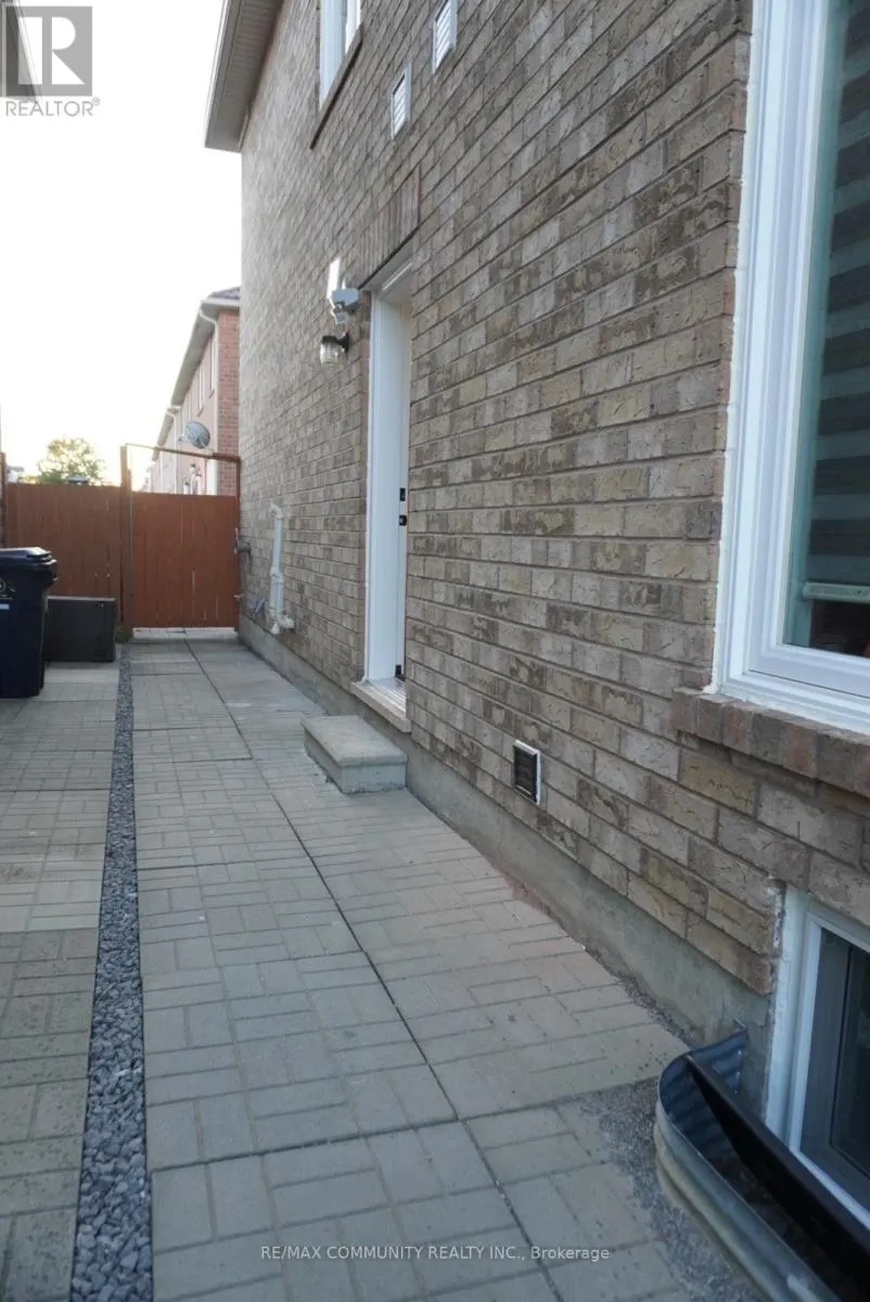 26 BOBCAT TERRACE
