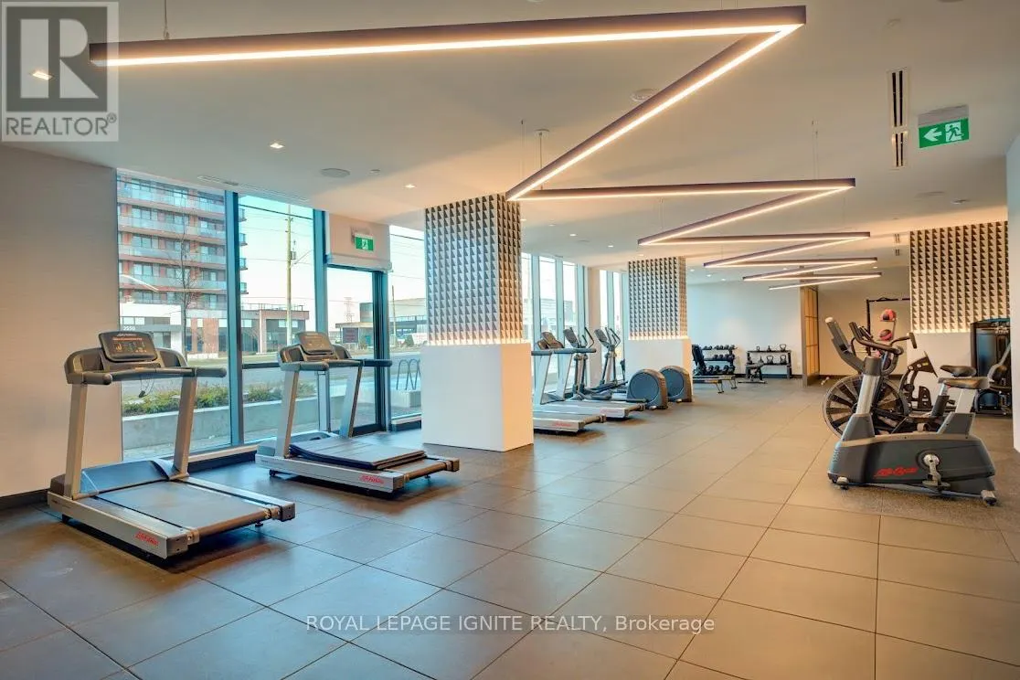 512 - 2545 SIMCOE STREET N