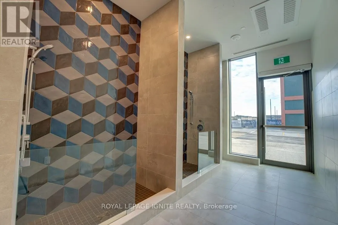 512 - 2545 SIMCOE STREET N