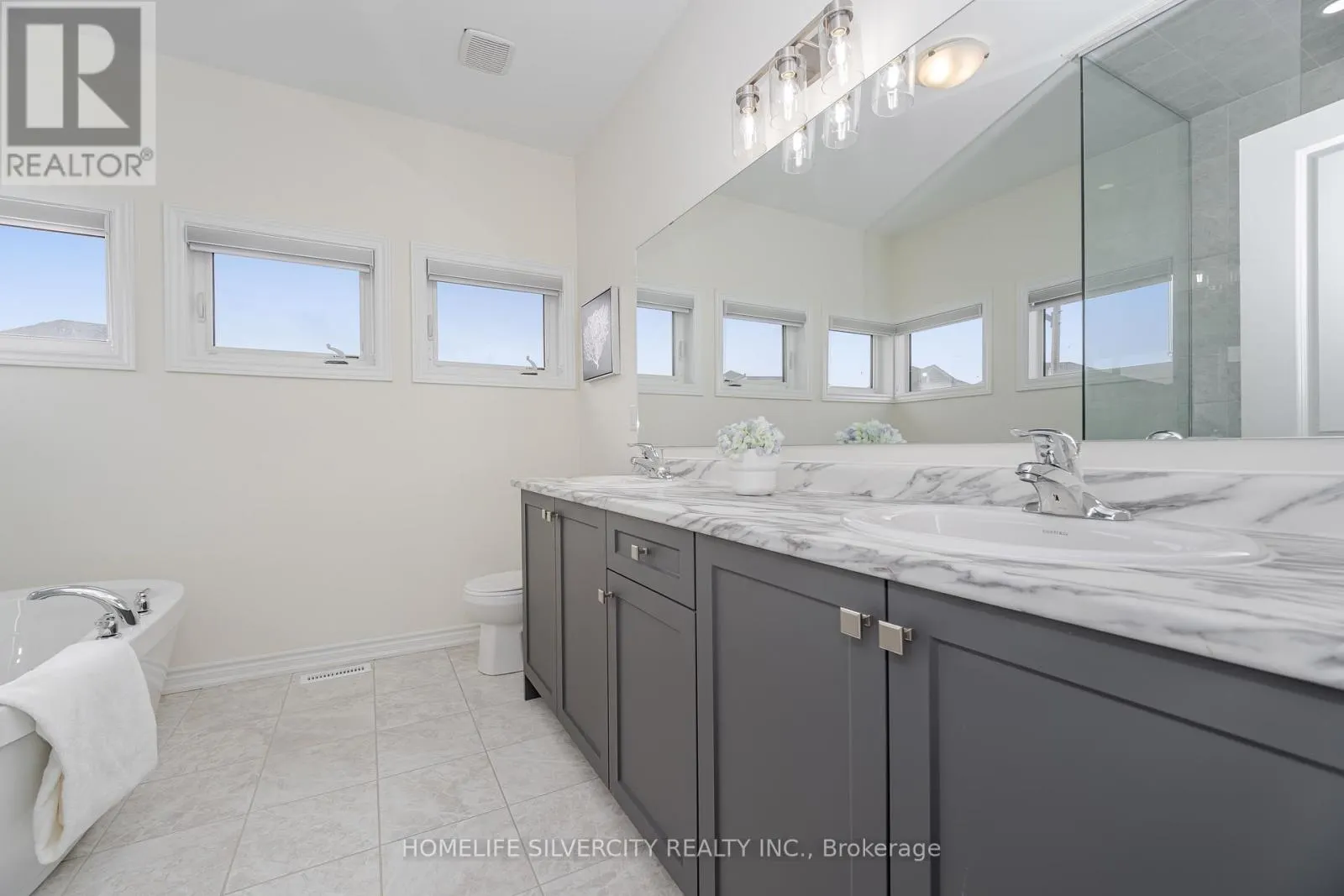 1 ARMILIA PLACE