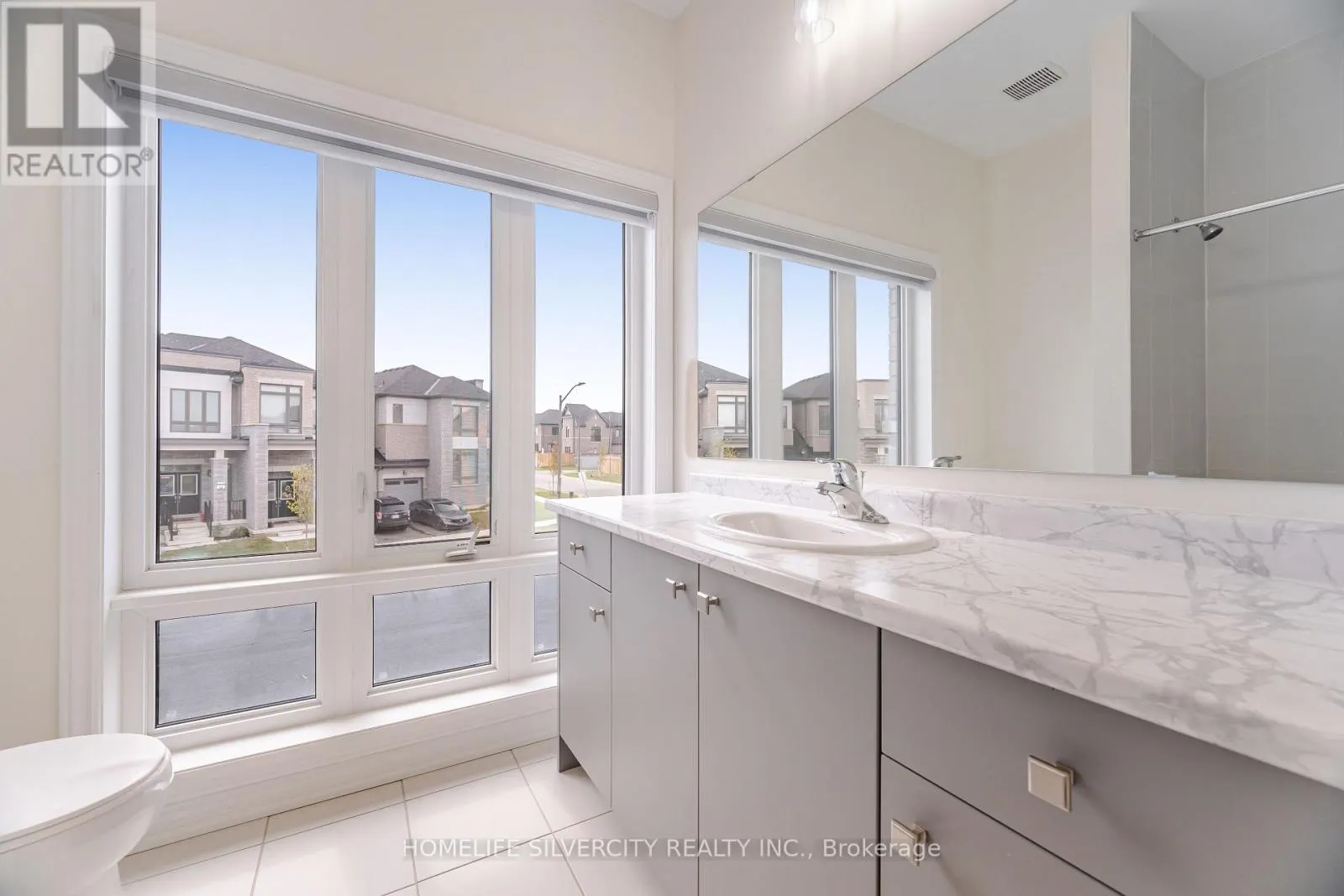 1 ARMILIA PLACE