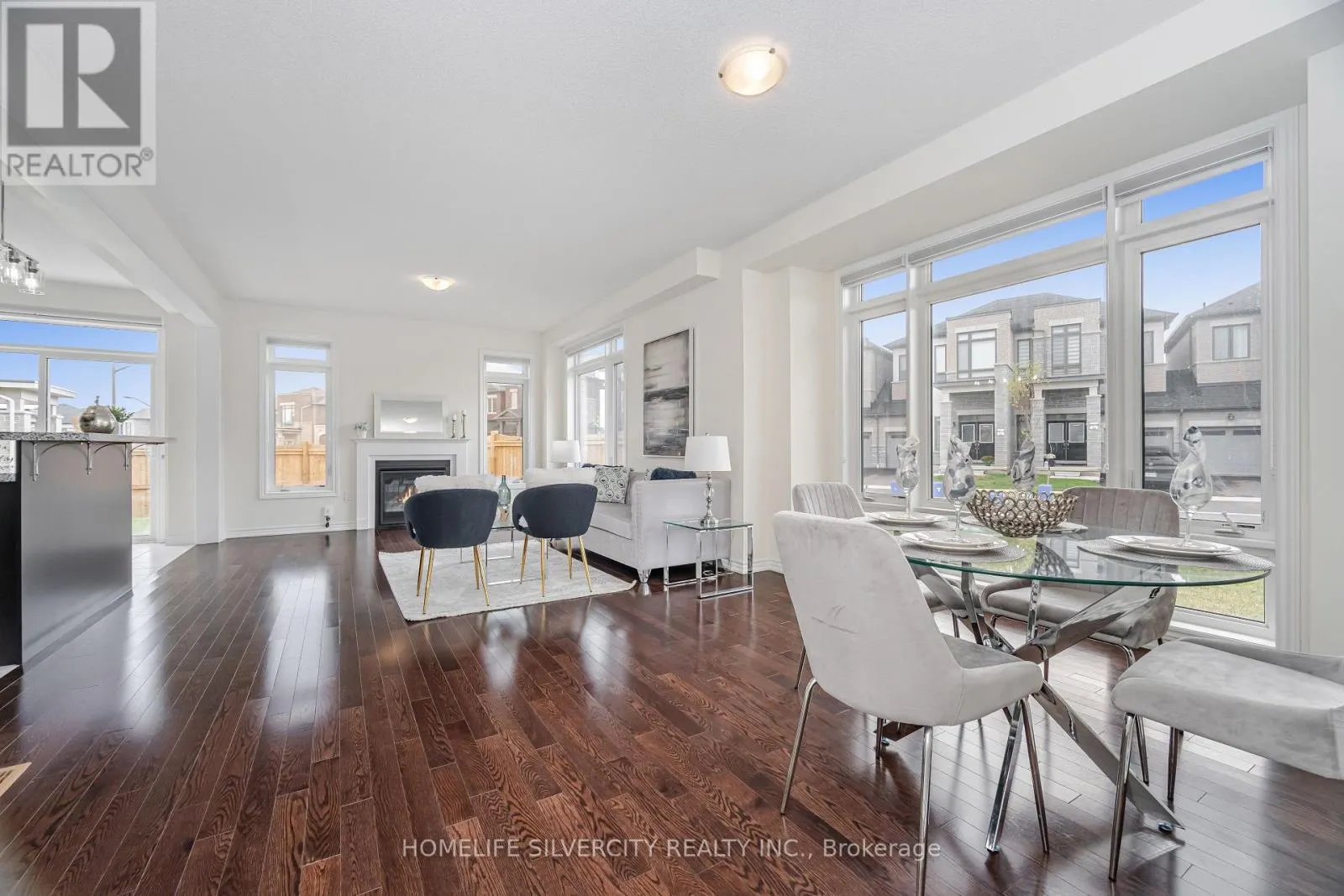 1 ARMILIA PLACE