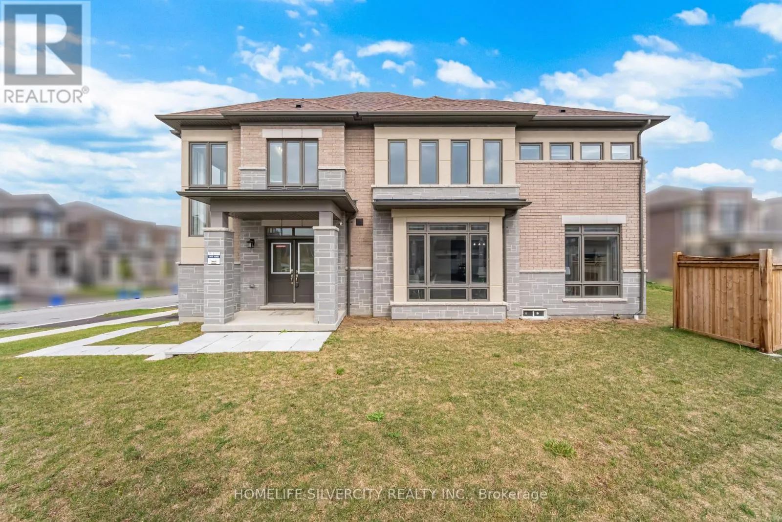 1 ARMILIA PLACE